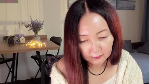 Snapshot of avroraromance chatting on 09-30-25, 02:00 Avrora online show from 09-30-25, 02:00