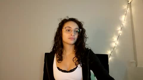 Avaia online show from 01-14-26, 11:42