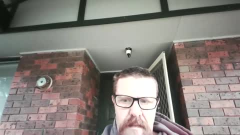 Snapshot of awayinthecountry chatting on 05-20-26, 11:11 awayinthecountry online show from 05-20-26, 11:11