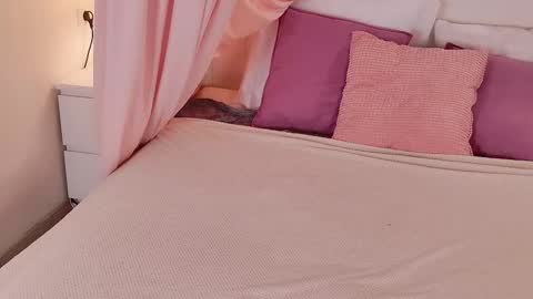 aweryuwu online show from 02-19-26, 01:29