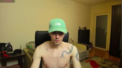 Snapshot of awesome_justin chatting on 03-06-25, 08:27 Justin online show from 03-06-25, 08:27