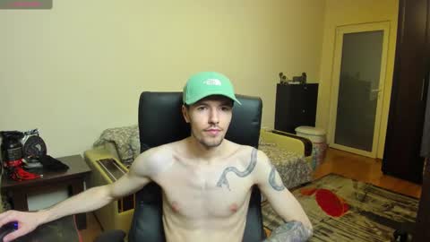 Snapshot of awesome_justin chatting on 03-11-25, 05:27 Justin online show from 03-11-25, 05:27