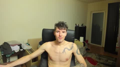 Snapshot of awesome_justin chatting on 09-09-25, 03:33 Justin online show from 09-09-25, 03:33