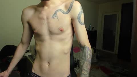 Snapshot of awesome_justin chatting on 09-25-25, 08:12 Justin online show from 09-25-25, 08:12