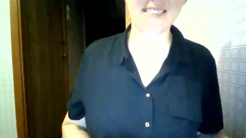 awesomeladyy online show from 06-08-26, 07:58