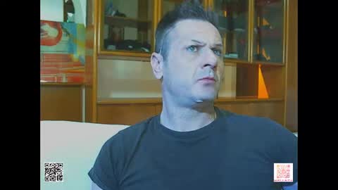 Snapshot of awwwsocutehappynew chatting on 02-16-25, 08:33 HappyNewSky here online show from 02-16-25, 08:33