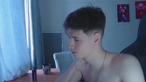 axel_0ne online show from 02-21-26, 08:37