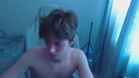 axel_0ne online show from 05-07-26, 05:35