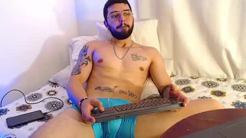 Independiente Model online show from 05-16-26, 02:38