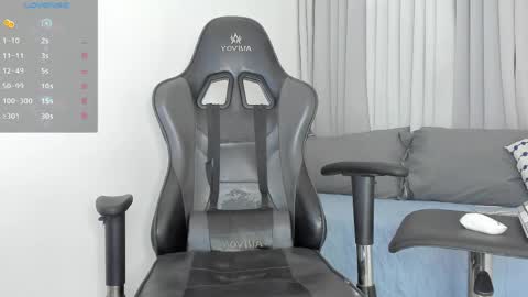 AXEL OWEN online show from 04-20-26, 10:44