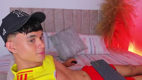 AXEL online show from 06-27-26, 12:22