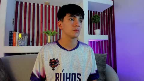 Snapshot of axel_draven chatting on 11-21-25, 11:31 axel_draven online show from 11-21-25, 11:31