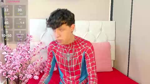 Axel Evanss online show from 10-18-25, 12:06