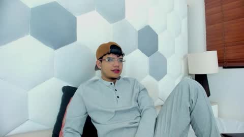 Axel Forte online show from 01-13-26, 01:16