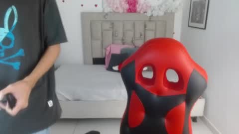 Axel online show from 06-12-26, 12:20