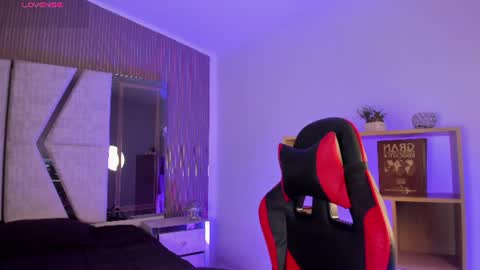 axel_grey_ online show from 07-27-26, 12:45