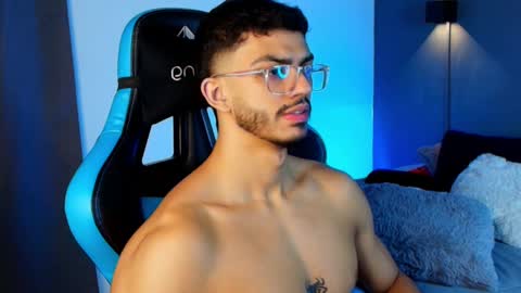 axel stein NEW ACCOUNT online show from 03-05-25, 03:40