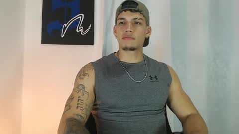 Snapshot of axel_taylor21 chatting on 02-04-25, 01:23 INDEPENDENT MODEL online show from 02-04-25, 01:23