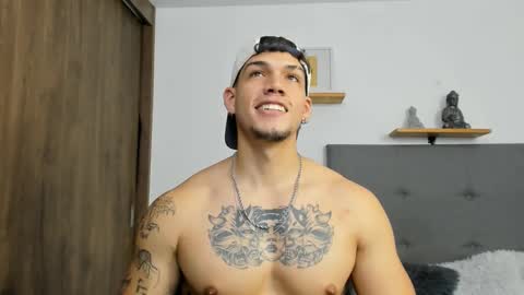 Snapshot of axel_taylor21 chatting on 09-20-25, 01:50 INDEPENDENT MODEL online show from 09-20-25, 01:50