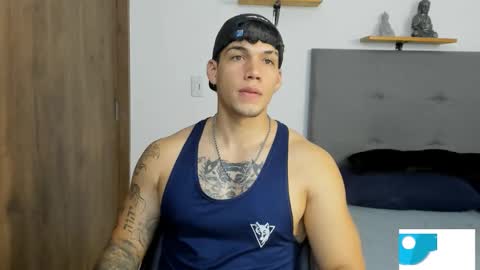 Snapshot of axel_taylor21 chatting on 11-25-25, 03:28 INDEPENDENT MODEL online show from 11-25-25, 03:28