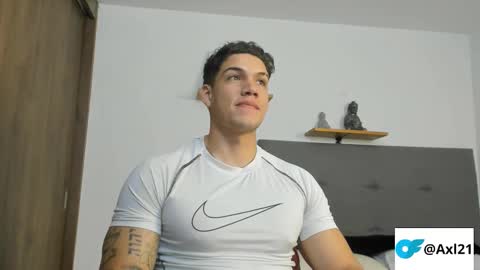 Snapshot of axel_taylor21 chatting on 02-17-26, 06:36 INDEPENDENT MODEL online show from 02-17-26, 06:36