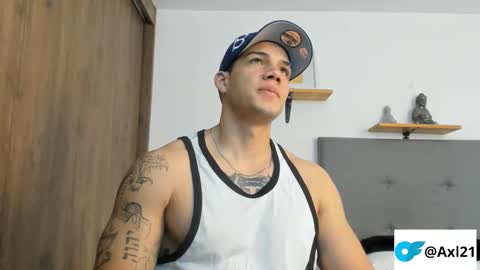 Snapshot of axel_taylor21 chatting on 02-26-26, 05:01 INDEPENDENT MODEL online show from 02-26-26, 05:01