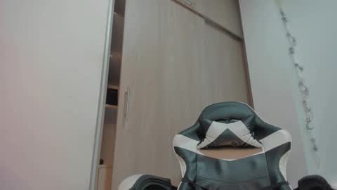 Snapshot of axelblaze_1 chatting on 03-28-26, 12:16 axelblaze_1 online show from 03-28-26, 12:16