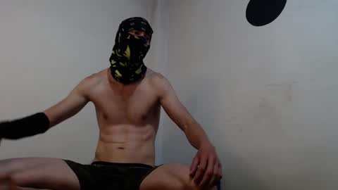 Snapshot of axelknight666 chatting on 10-31-25, 02:34 Axelknight666 online show from 10-31-25, 02:34