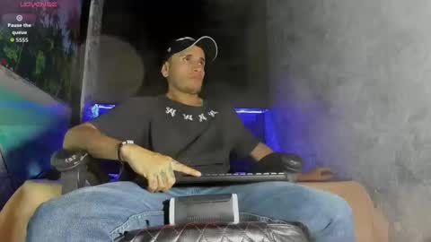 Axell Cross2 online show from 02-18-26, 01:45