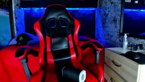 Axell Cross2 online show from 04-26-26, 11:57