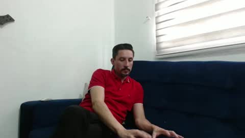 Snapshot of axell_rosee chatting on 02-15-26, 07:21 Axel Rose online show from 02-15-26, 07:21