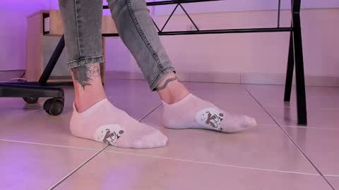 im your little femboy  ALEX   online show from 12-20-25, 09:55