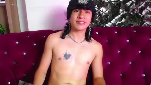 Snapshot of axellkush chatting on 02-12-25, 09:42 AxellKush online show from 02-12-25, 09:42