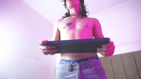 Snapshot of axellkush chatting on 02-18-25, 03:10 AxellKush online show from 02-18-25, 03:10