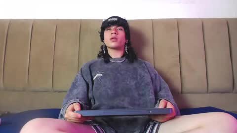 Snapshot of axellkush chatting on 02-18-25, 09:21 AxellKush online show from 02-18-25, 09:21