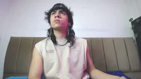 Snapshot of axellkush chatting on 02-19-25, 03:06 AxellKush online show from 02-19-25, 03:06