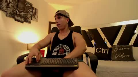 axelmartinezz online show from 07-26-26, 12:52