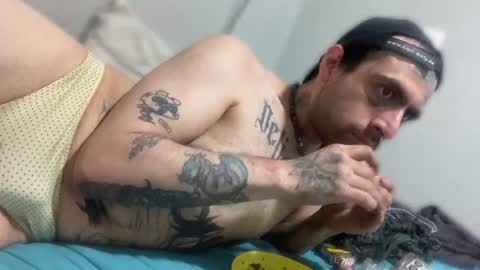 Snapshot of axelpadilla98 chatting on 06-29-26, 02:40 deliciosodemente online show from 06-29-26, 02:40