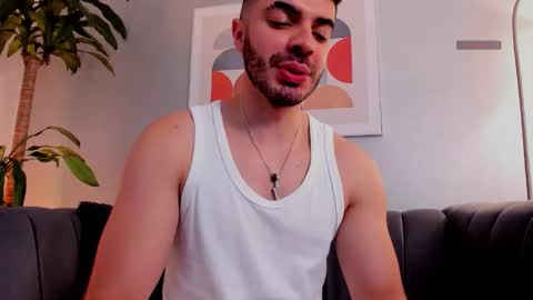 Axel Thompsom online show from 11-30-25, 11:47