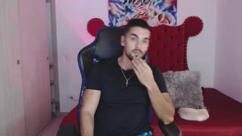 Axel online show from 02-02-26, 11:47