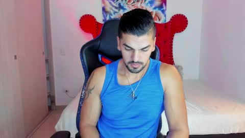 Axel online show from 03-31-26, 11:54