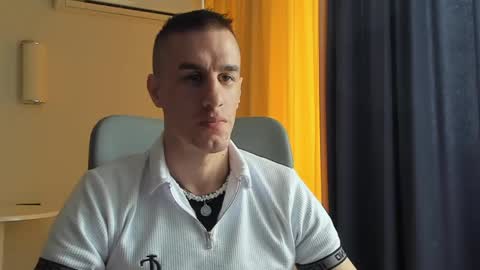 Snapshot of axl_fx chatting on 05-05-26, 08:00 Axl online show from 05-05-26, 08:00