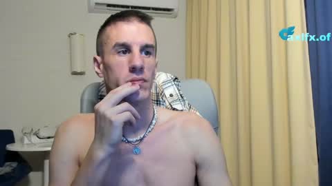 Snapshot of axl_fx chatting on 05-13-26, 01:14 Axl online show from 05-13-26, 01:14