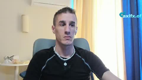 Snapshot of axl_fx chatting on 05-13-26, 01:19 Axl online show from 05-13-26, 01:19