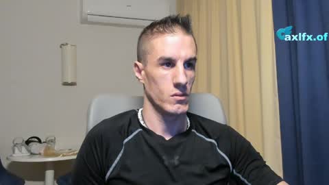 Snapshot of axl_fx chatting on 05-14-26, 01:23 Axl online show from 05-14-26, 01:23