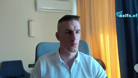 Snapshot of axl_fx chatting on 05-25-26, 01:17 Axl online show from 05-25-26, 01:17