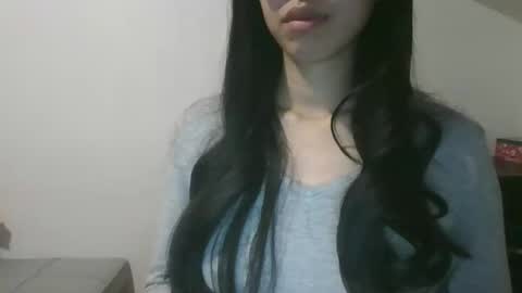 Snapshot of axuepetitt chatting on 12-26-24, 09:58 axue online show from 12-26-24, 09:58