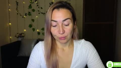 Jully online show from 11-18-25, 06:34