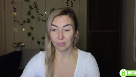 Snapshot of ay_kiss_jully chatting on 01-05-26, 06:33 Jully online show from 01-05-26, 06:33