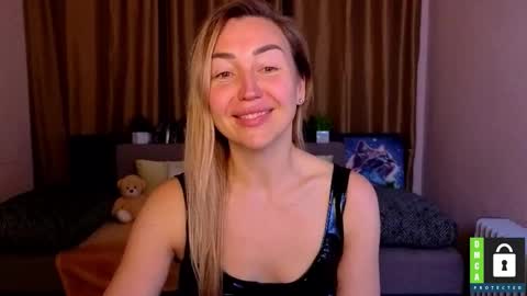 Snapshot of ay_kiss_jully chatting on 03-28-26, 06:51 Jully online show from 03-28-26, 06:51